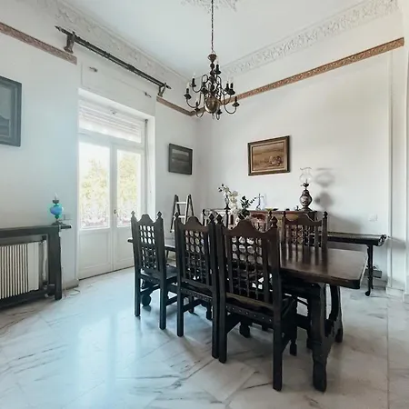 Apartment Unique Sunlit House Overlooking The Acropolis *
